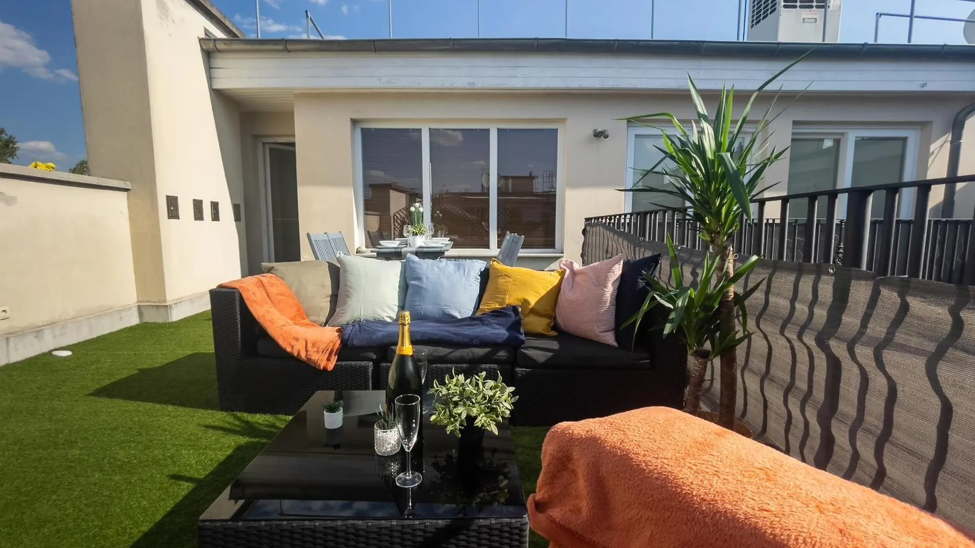 Apartment Luxurious Penthouse In The Heart Of Budapest Hungary
